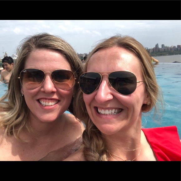 Hi! Welcome to my page! - Picture 2 of 5